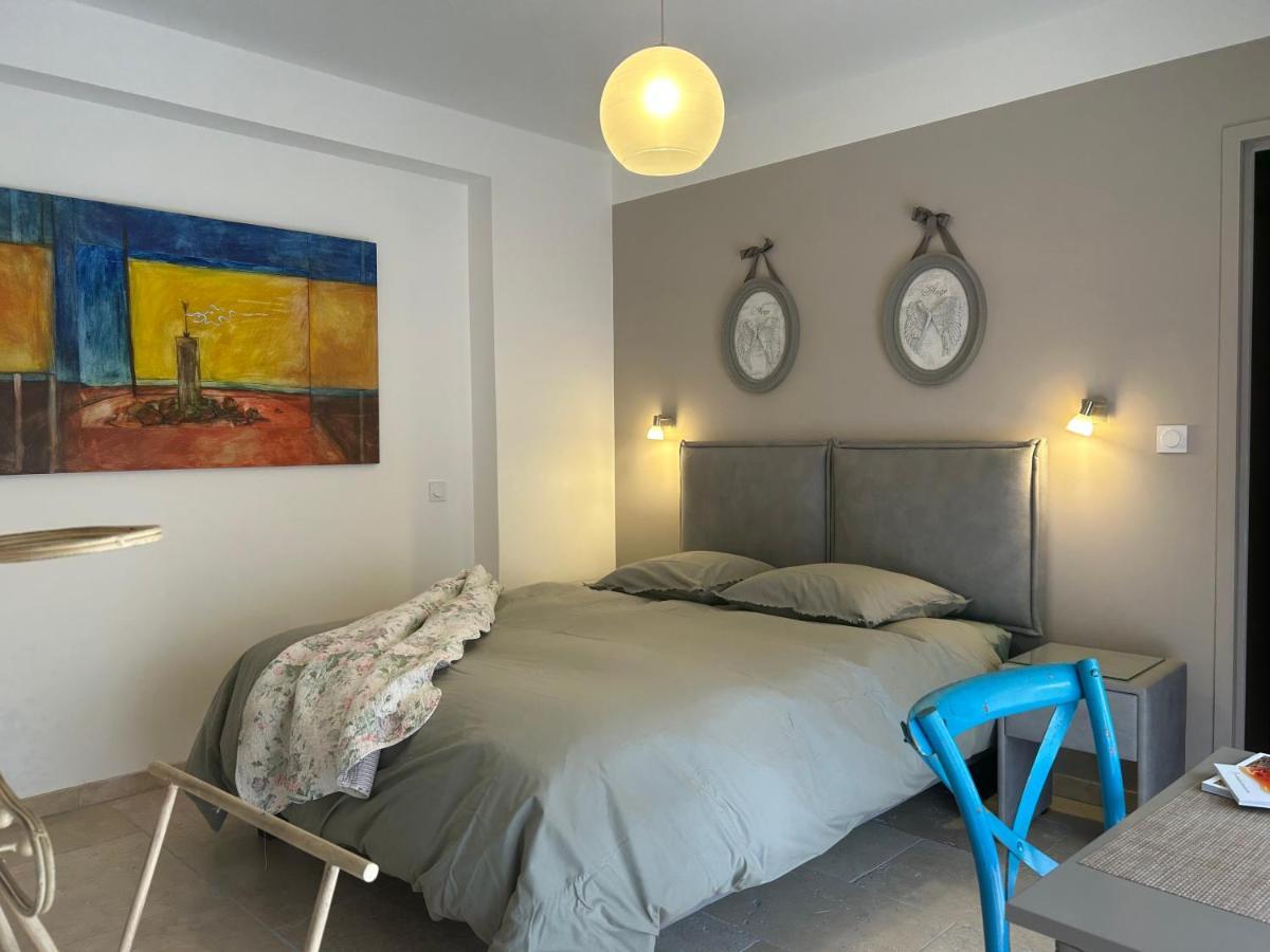 Au Ciel Etoile Bed & Breakfast Castillon-du-Gard Exterior photo